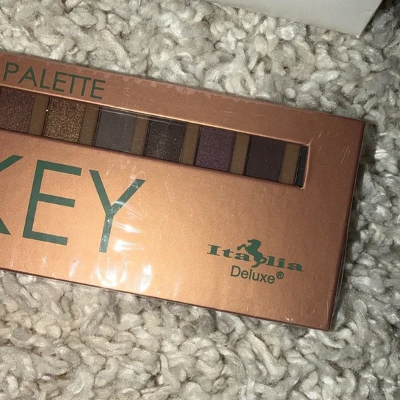 Italia Deluxe Smokey Eyeshadow Palette - Brown and Gold NEW - Picture 2 of 5